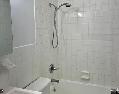 317 E 3rd Street - Photo Thumbnail 4