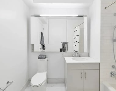 2-21 Malt Drive, Long Island City, 11101 - Photo Thumbnail 2