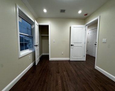418 Beach 38th Street - Photo Thumbnail 8