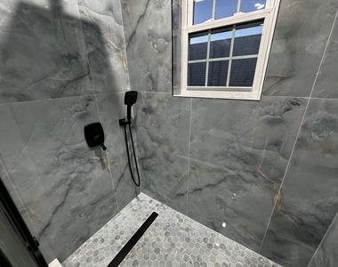 418 Beach 38th Street - Photo Thumbnail 10