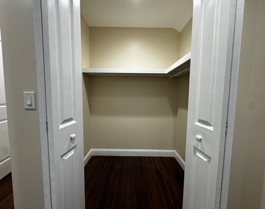 418 Beach 38th Street - Photo Thumbnail 13