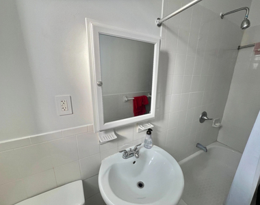 569 West 171st Street - Photo Thumbnail 6