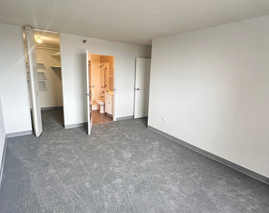 8975 W Golf Road - Photo Thumbnail 4
