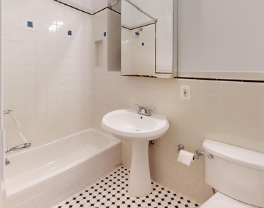 East 33rd Street - Photo Thumbnail 5