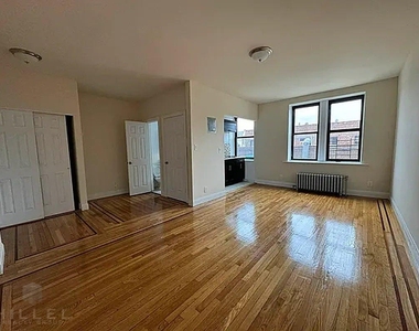 36-14 165th St - Photo Thumbnail 2