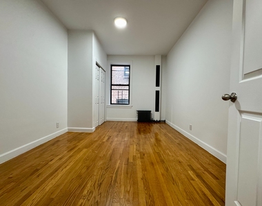 556 West 162nd Street - Photo Thumbnail 3