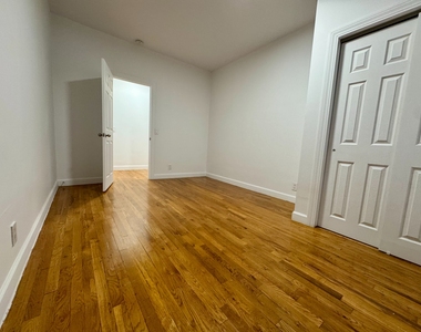 556 West 162nd Street - Photo Thumbnail 4