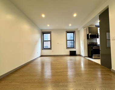 66 Ft Washington Avenue - Photo Thumbnail 2