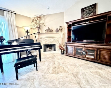 1024 Ardmore Street - Photo Thumbnail 7