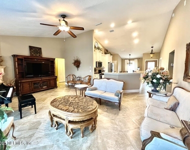 1024 Ardmore Street - Photo Thumbnail 4