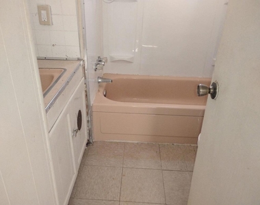 6746 Adobe Road - Photo Thumbnail 5