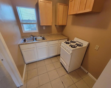 6746 Adobe Road - Photo Thumbnail 5