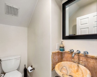 1706 Amherst Avenue - Photo Thumbnail 19