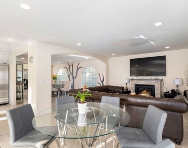1706 Amherst Avenue - Photo Thumbnail 14