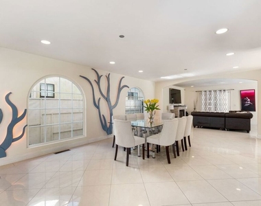 1706 Amherst Avenue - Photo Thumbnail 9