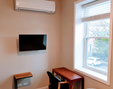1409 W Diversey Parkway - Photo Thumbnail 7