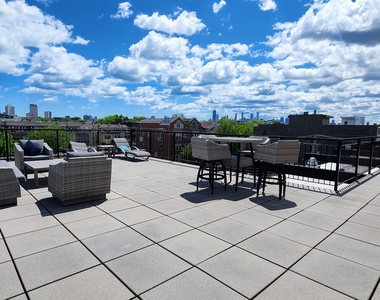 1409 W Diversey Parkway - Photo Thumbnail 1