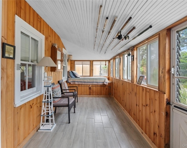 30 Bungalow Walk - Photo Thumbnail 2