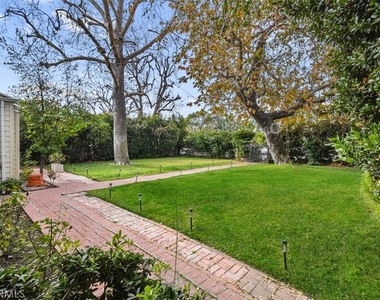 4196 Colfax Avenue - Photo Thumbnail 8