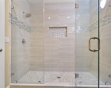 4196 Colfax Avenue - Photo Thumbnail 28