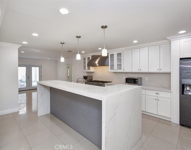 4196 Colfax Avenue - Photo Thumbnail 34
