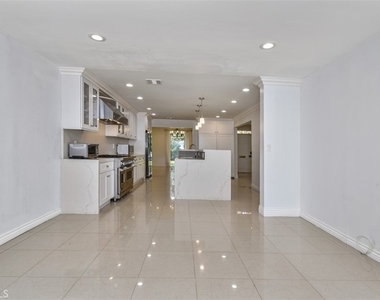 4196 Colfax Avenue - Photo Thumbnail 41