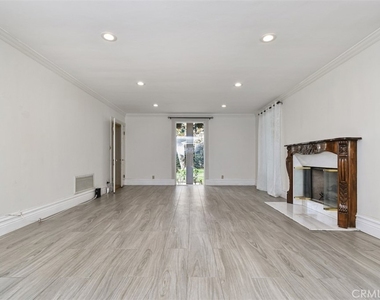 4196 Colfax Avenue - Photo Thumbnail 20