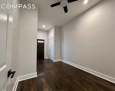20 Suydam Street - Photo Thumbnail 7