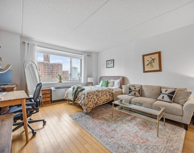 40 W 116th Street - Photo Thumbnail 1