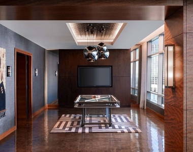 900 W Olympic Boulevard - Photo Thumbnail 40