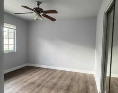 716 N Brampton Avenue - Photo Thumbnail 16