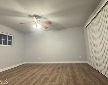 716 N Brampton Avenue - Photo Thumbnail 23
