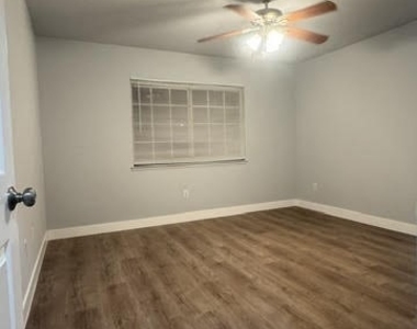 716 N Brampton Avenue - Photo Thumbnail 24