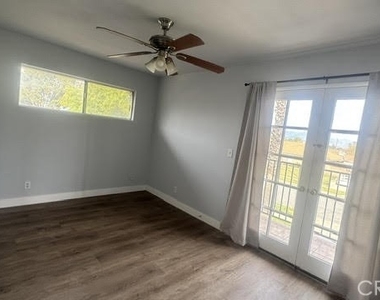 716 N Brampton Avenue - Photo Thumbnail 32