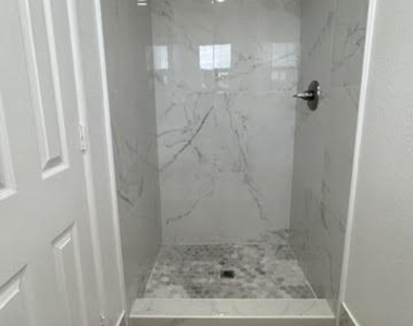 716 N Brampton Avenue - Photo Thumbnail 22
