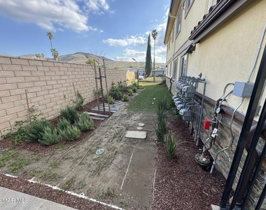 1850 Buyers Street - Photo Thumbnail 2