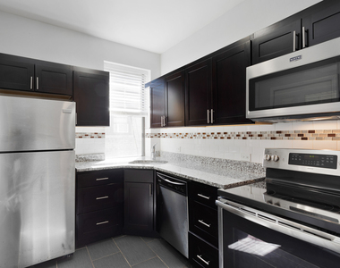 3633 W Dickens Avenue - Photo Thumbnail 3