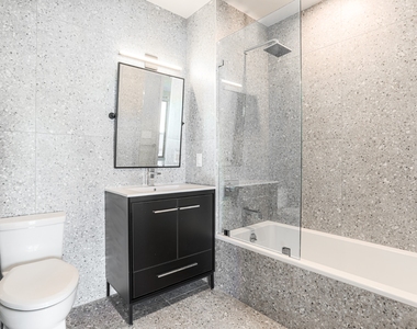 885 Rogers Avenue - Photo Thumbnail 3