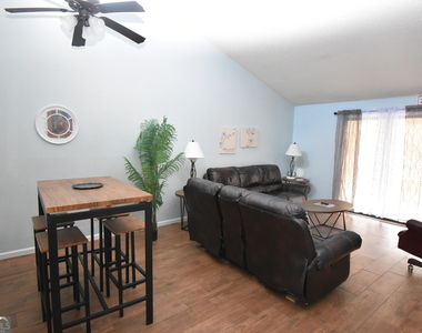 306 Admirals Walk Drive - Photo Thumbnail 1