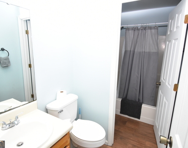 306 Admirals Walk Drive - Photo Thumbnail 4