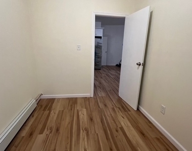 4514 Avenue D - Photo Thumbnail 8