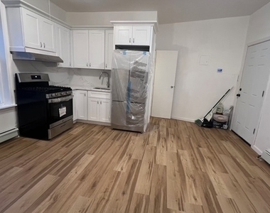 4514 Avenue D - Photo Thumbnail 1