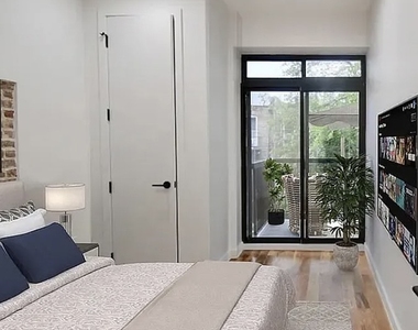 309 Weirfield street - Photo Thumbnail 5