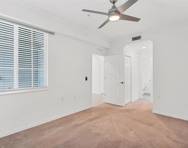 14081 Heritage Landing Boulevard - Photo Thumbnail 13