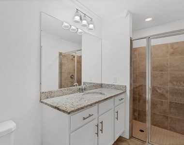 14081 Heritage Landing Boulevard - Photo Thumbnail 15