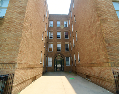 668 Hancock Street - Photo Thumbnail 7