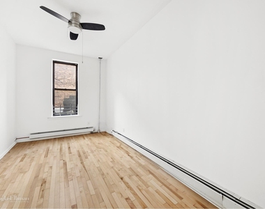 333 Lenox Ave - Photo Thumbnail 2