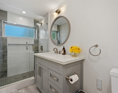 24065 Windward Drive - Photo Thumbnail 12
