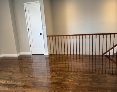 661 Chestnut Street - Photo Thumbnail 2