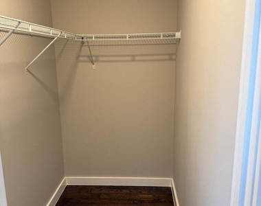 661 Chestnut Street - Photo Thumbnail 12